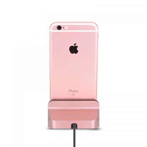 รูปด้านหลัง แท่นชาร์จ HOCO Premium Lightning Dock เมื่อใช้งานกับ iPhone